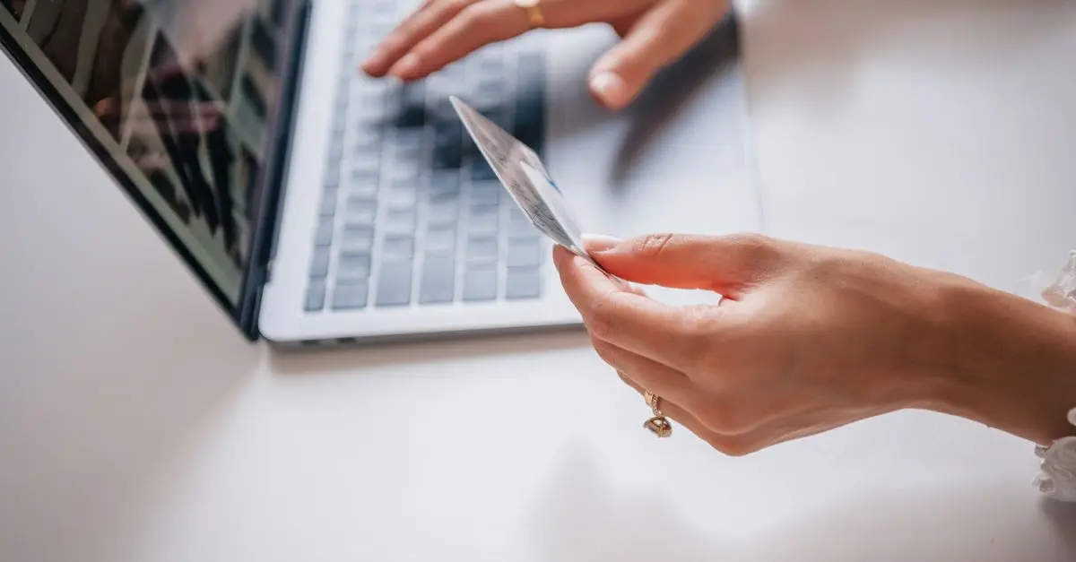 Comment éviter les arnaques lors de vos achats en ligne